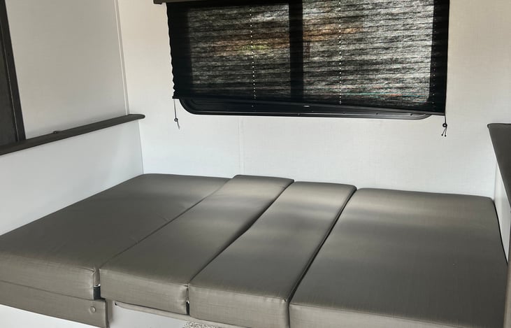 Dinning area turned into sleeping quarters can sleep 2 here but little tight!!!