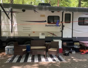 Keystone RV Summerland 3030BHGS