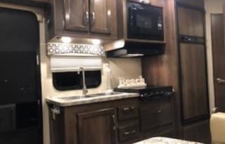 Adventure Awaits: 2018 Jayco Redhawk 22J