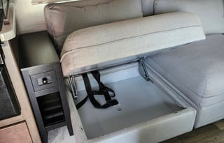 2020 Class C RV – Sleeps 8, Family-Friendly