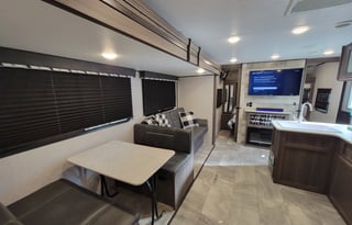 2 bedroom☆quad BUNKS☆Fireplace