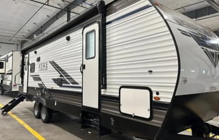 2021 Palomino Puma 27RLSS