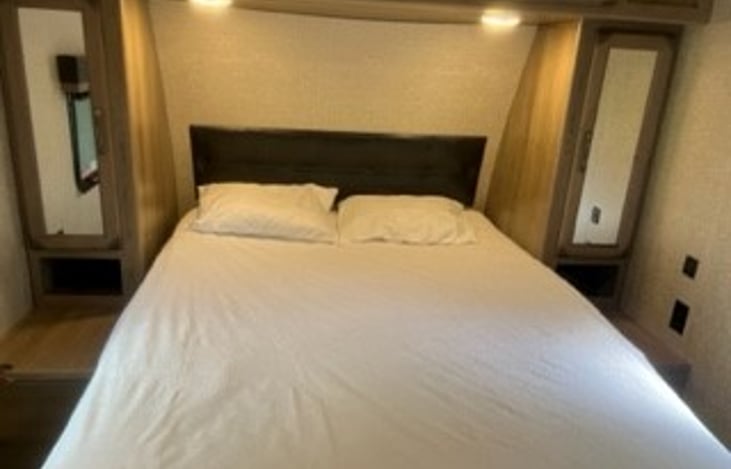 Master Bed with Residential Queen