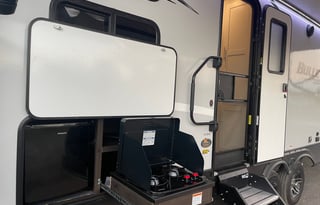 2021 Luxury KeyStone Large Family Friendly RV