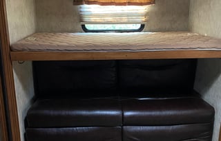 FIFTH WHEEL 37 Ft 2015 Prime Time Crusader Bunk HS