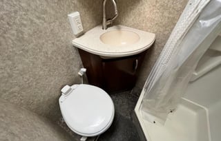 Easy To Drive - 2012 Fleetwood Tioga DSL 25R