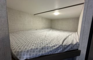 Sleeps 8 - New Travel Trailer Kingsport
