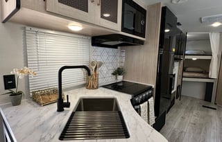 Explore Vernal's Beauty: Comfortable RV Rental