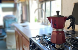 Your Adventurer Awaits in this Comfy Motorcoach