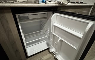 Family-Friendly Camper Easy SUV Tow Fully Stocked