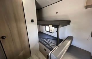 2025 keystone coleman 17B