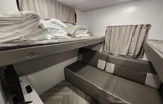 Glamping with Bunkhouse!