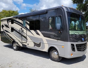 Holiday Rambler Admiral 32H
