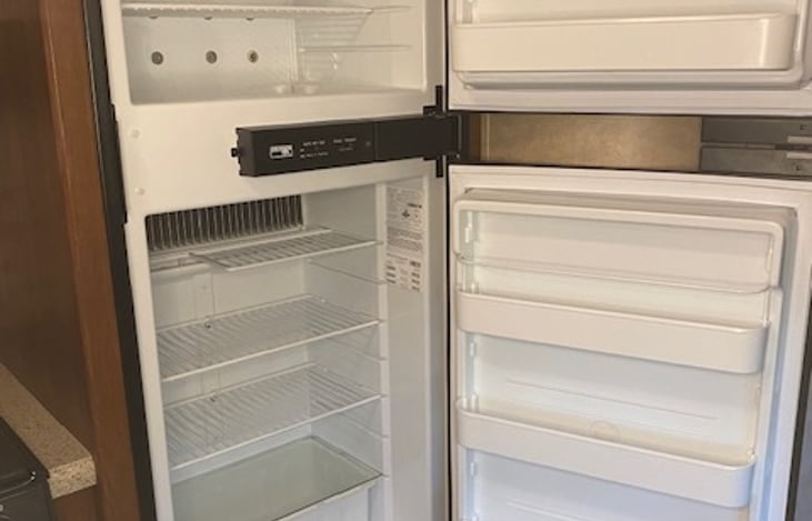 Fridge and Freezer space