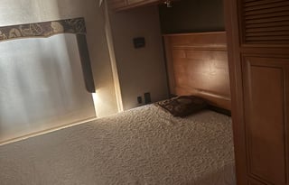 2011 Holiday Rambler Vacationer 34SBD