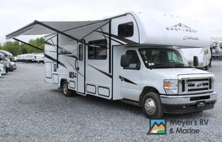 Home onWheels Harvey the RV 2024 EastTOWestEntrada