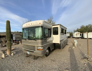 Fleetwood RV Bounder 34G