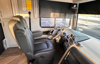 2022 Holiday Rambler Vacationer 35K