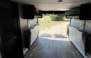 2022 pet friendly Grey Wolf Toy Hauler