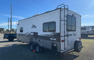 2022 Jayco Jay Flight SLX 212QBW BURNING MAN!