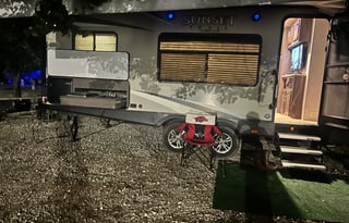 My Cousin’s RV on Lake Hamilton