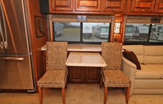 2011 Tiffin Phaeton | Luxury 42' Bath & Half