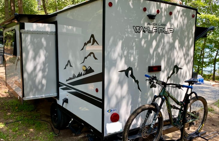 2 inch receiver for accessories such as bike racks.