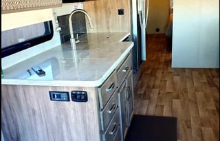 2019 Jayco Precept - Rocky Mountain Retreat!