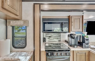 GLAMPING ALERT! Beautiful 2021 Forest River RV