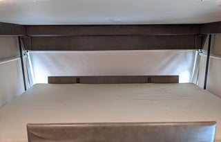 2019 Jayco Alante Sleeps 8 Comfy! Bunkhouse! Kids!