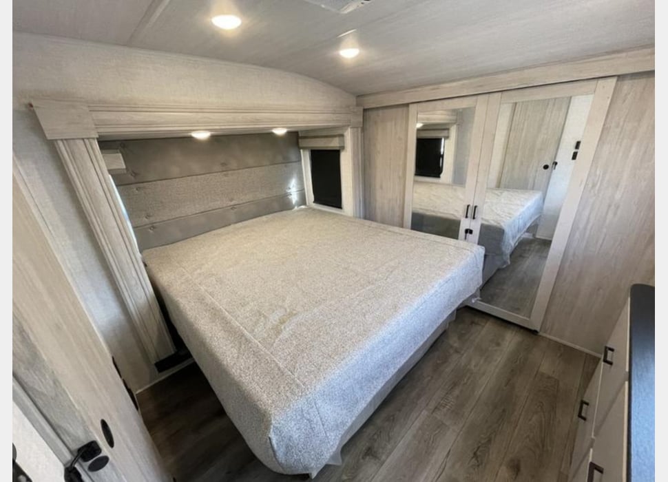 Fifth Wheel rentals in Newton Falls