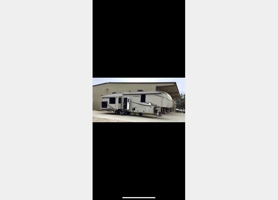 Fifth Wheel rentals in New Boston