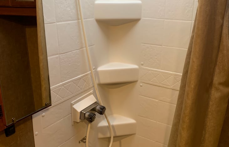 32 x 24 shower with nice hot and cold running water.