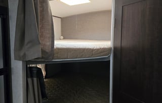 2018 Forest River Surveyor 24' Bunkhouse