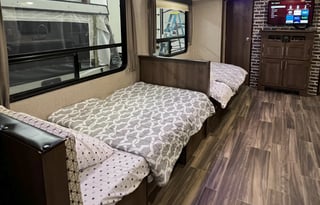 2020 Forest River Shasta 26DB-Brand New!