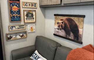 "Lincoln" 2021 Keystone Springdale BHSD1143