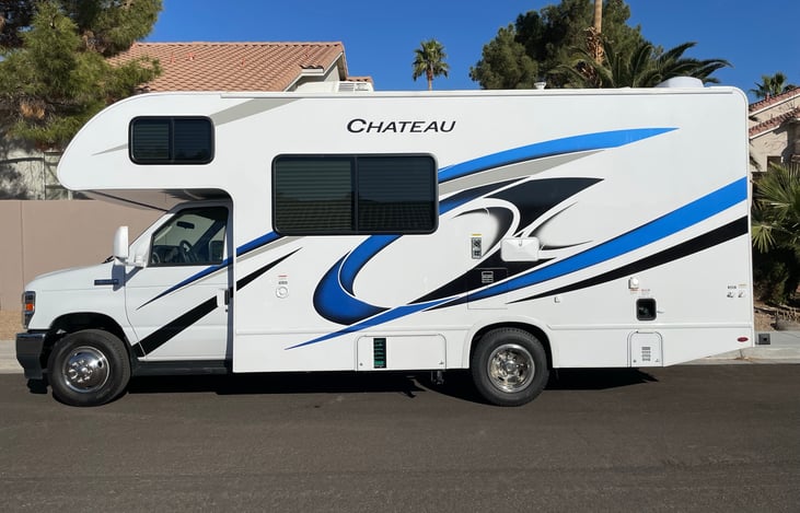 The compact size makes this Class C easy to maneuver.