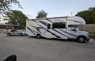 2022 Thor Freedom Elite 27FE