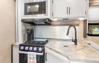 Brand New! 2023 Thor Motor Coach Four Winds