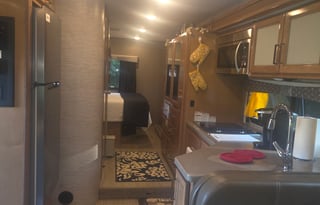 2021 Thor Motor Coach Quantum LF31