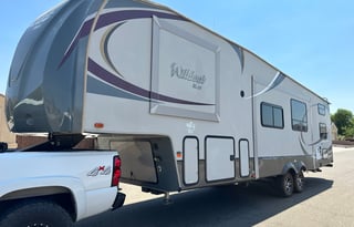 2013 Forest River WILDCAT 34' Bunkhouse 5th Wheel
