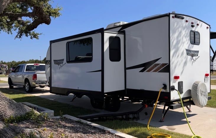 Slide out and hook up area