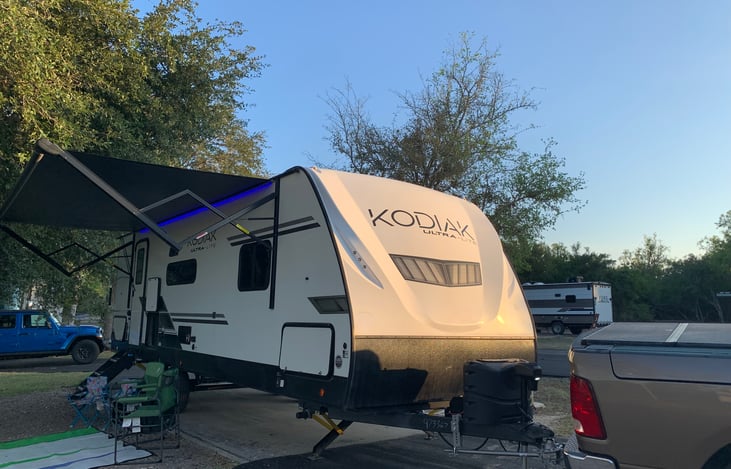 hook ups are on the opposite side. Generators can also be rented.