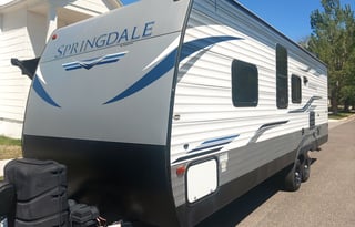 20 White Springdale. Sleeps 6-7. Delivery avail.