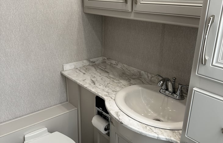 Master Bath with great cabinet space