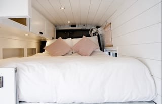 VanDelta: Luxury Travel Vanlife