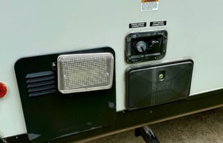 Luxury Black Label RV Sleeps 9 - Outdoor Kitchen