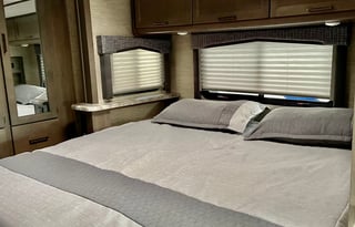 Tour New England in a 2024 Thor Chateau 27R