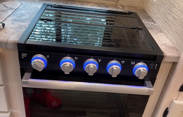 3- burner stove top and oven
