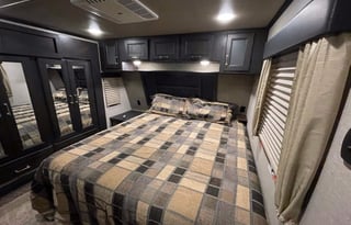 Turner Family Abode on Wheels - Pet Friendly!